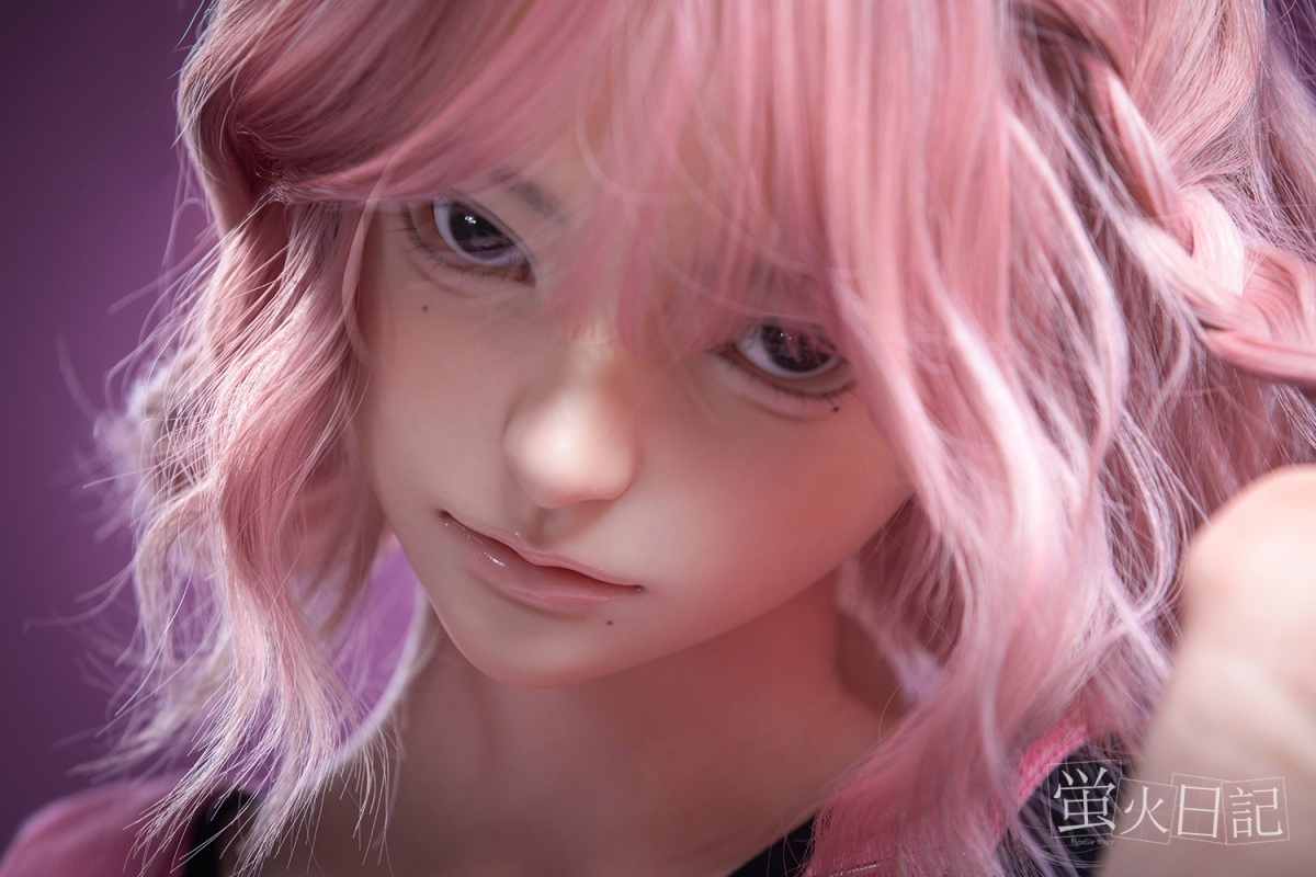 蛍火日記 159cm Eカップ 菜々子（caicaizi） 宣伝画像 職人メイク Cosplayフルシリコン製 リアルラブドール 塗装加工あり 商品詳細 画像2