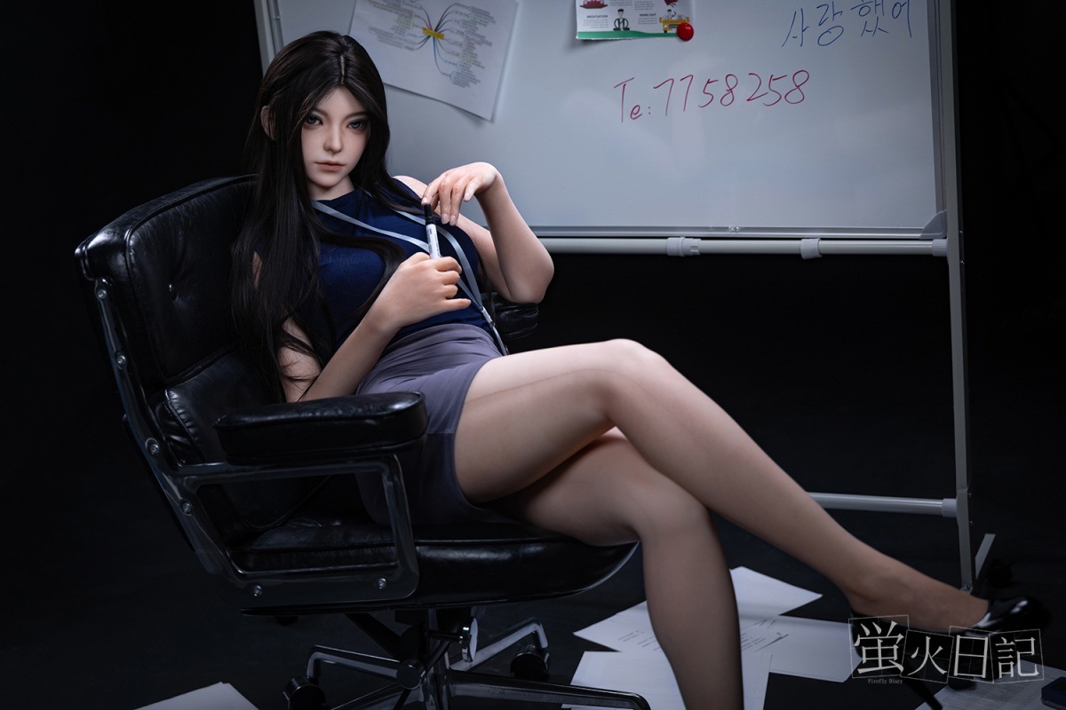 蛍火日記 162cm Aカップ 天城（tiancheng）メイク③ オーラルなし OL制服コスチューム美脚社員美人リアルドール 商品詳細